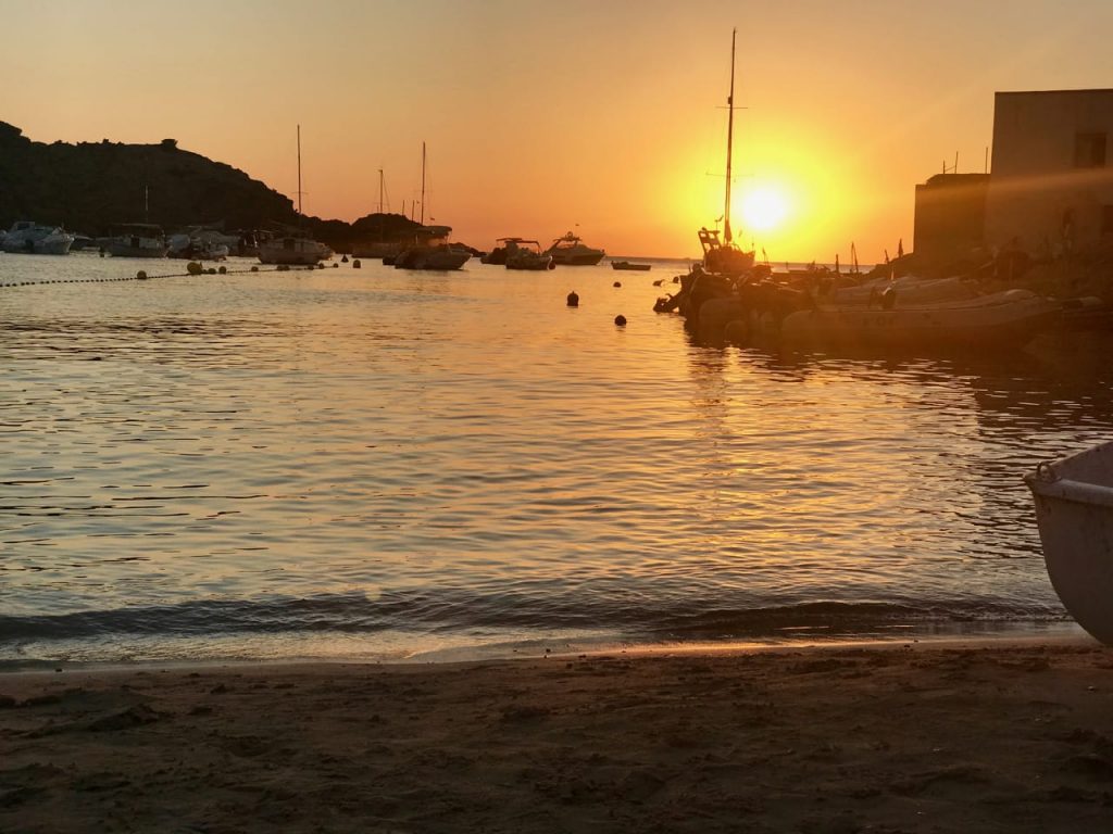 Deze Ibiza beachclubs moet je bezocht hebben tijdens een trip rond het eiland