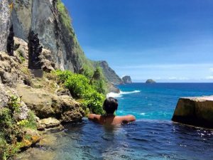 peguyangan waterfall